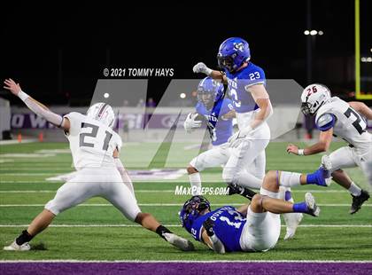 Thumbnail 1 in Roosevelt vs. Gunter (UIL 3A DII Semifinal) photogallery.