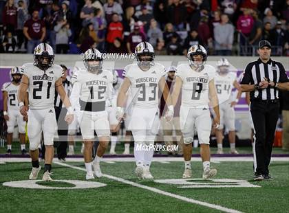 Thumbnail 2 in Roosevelt vs. Gunter (UIL 3A DII Semifinal) photogallery.