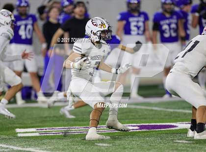 Thumbnail 1 in Roosevelt vs. Gunter (UIL 3A DII Semifinal) photogallery.