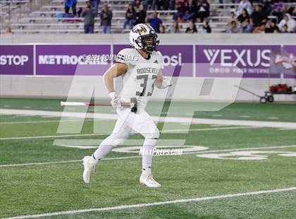Thumbnail 2 in Roosevelt vs. Gunter (UIL 3A DII Semifinal) photogallery.