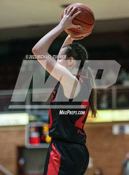 Thumbnail 1 in Wallace vs Lakeside (1AD1 District 1 Championship) photogallery.