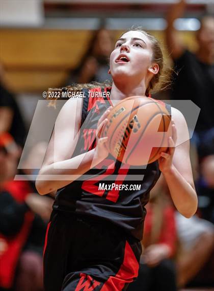 Thumbnail 2 in Wallace vs Lakeside (1AD1 District 1 Championship) photogallery.