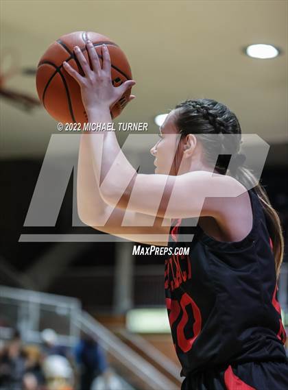 Thumbnail 2 in Wallace vs Lakeside (1AD1 District 1 Championship) photogallery.