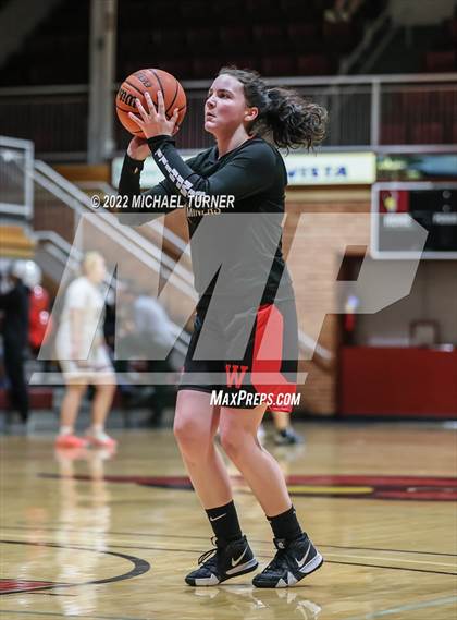 Thumbnail 2 in Wallace vs Lakeside (1AD1 District 1 Championship) photogallery.