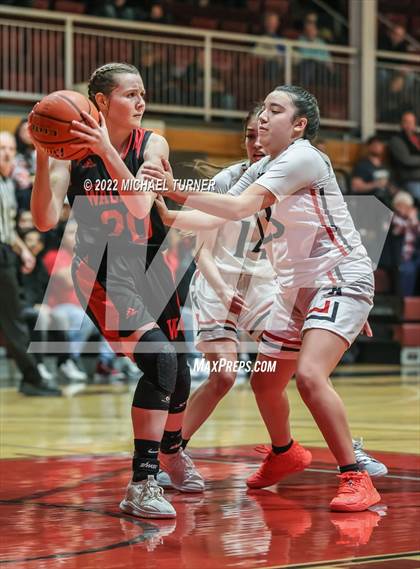 Thumbnail 1 in Wallace vs Lakeside (1AD1 District 1 Championship) photogallery.