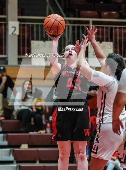 Thumbnail 1 in Wallace vs Lakeside (1AD1 District 1 Championship) photogallery.