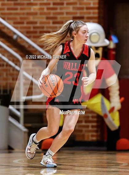 Thumbnail 3 in Wallace vs Lakeside (1AD1 District 1 Championship) photogallery.