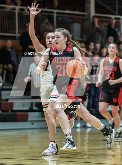 Thumbnail 2 in Wallace vs Lakeside (1AD1 District 1 Championship) photogallery.