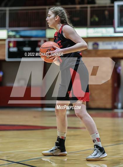 Thumbnail 2 in Wallace vs Lakeside (1AD1 District 1 Championship) photogallery.