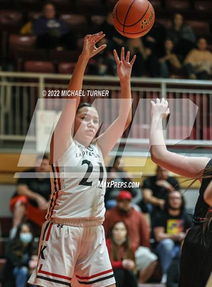 Thumbnail 3 in Wallace vs Lakeside (1AD1 District 1 Championship) photogallery.