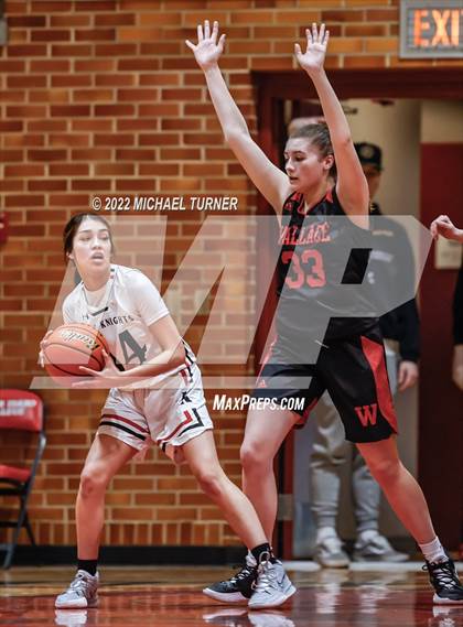 Thumbnail 1 in Wallace vs Lakeside (1AD1 District 1 Championship) photogallery.