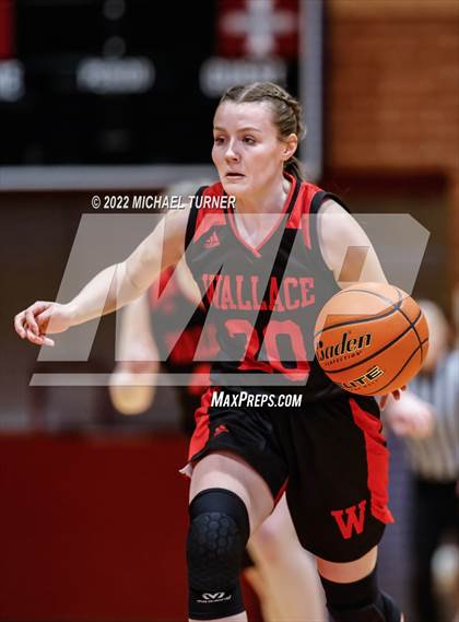 Thumbnail 3 in Wallace vs Lakeside (1AD1 District 1 Championship) photogallery.