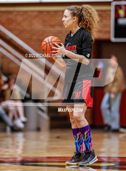 Thumbnail 1 in Wallace vs Lakeside (1AD1 District 1 Championship) photogallery.
