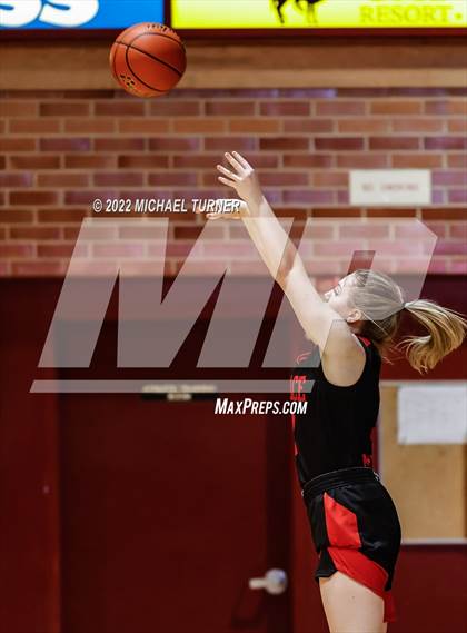 Thumbnail 1 in Wallace vs Lakeside (1AD1 District 1 Championship) photogallery.