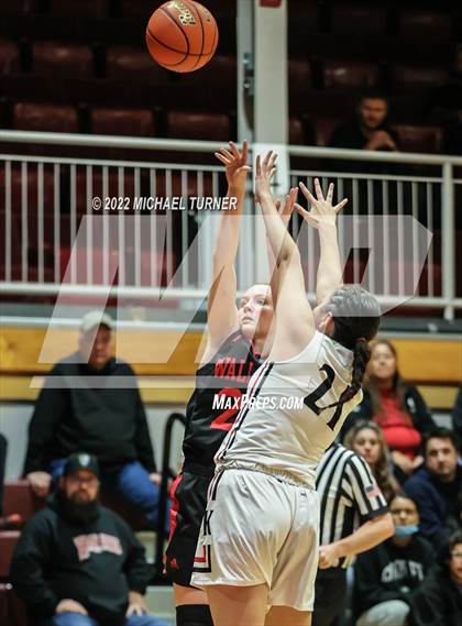 Thumbnail 1 in Wallace vs Lakeside (1AD1 District 1 Championship) photogallery.