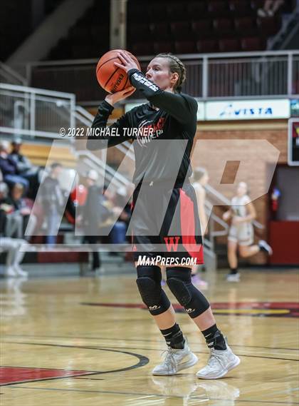 Thumbnail 2 in Wallace vs Lakeside (1AD1 District 1 Championship) photogallery.