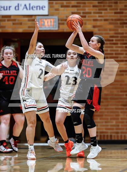 Thumbnail 1 in Wallace vs Lakeside (1AD1 District 1 Championship) photogallery.