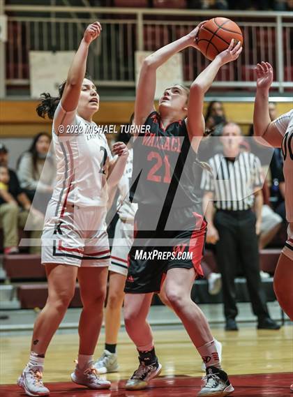 Thumbnail 2 in Wallace vs Lakeside (1AD1 District 1 Championship) photogallery.