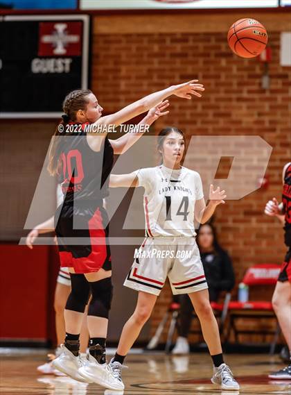 Thumbnail 2 in Wallace vs Lakeside (1AD1 District 1 Championship) photogallery.