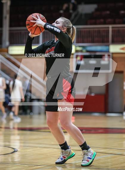 Thumbnail 2 in Wallace vs Lakeside (1AD1 District 1 Championship) photogallery.