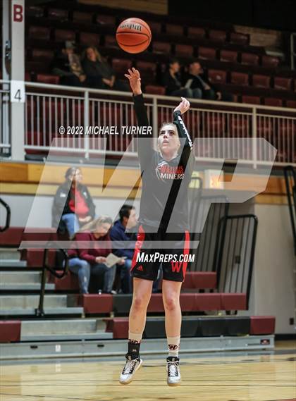 Thumbnail 2 in Wallace vs Lakeside (1AD1 District 1 Championship) photogallery.
