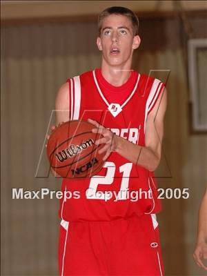 Thumbnail 3 in Regis Jesuit vs. Christian Brothers (Jesuit Father Barry Classic) photogallery.
