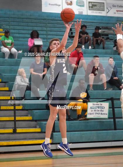 Thumbnail 2 in Tomball Memorial vs Brenham (Cub Classic) photogallery.