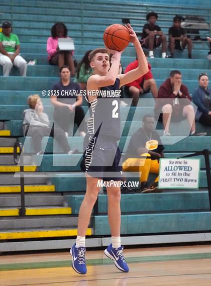 Thumbnail 3 in Tomball Memorial vs Brenham (Cub Classic) photogallery.