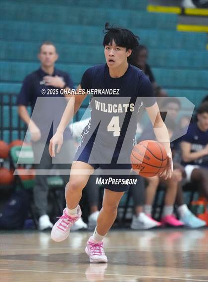 Thumbnail 2 in Tomball Memorial vs Brenham (Cub Classic) photogallery.