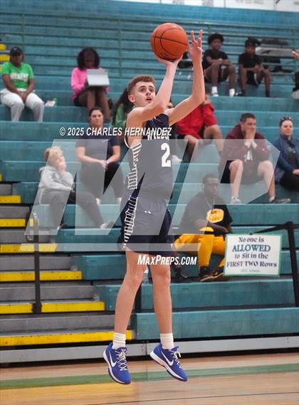 Thumbnail 1 in Tomball Memorial vs Brenham (Cub Classic) photogallery.