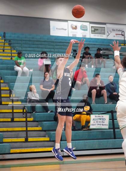 Thumbnail 1 in Tomball Memorial vs Brenham (Cub Classic) photogallery.