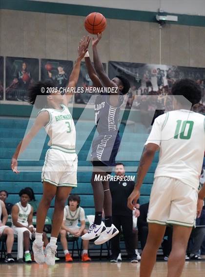 Thumbnail 1 in Tomball Memorial vs Brenham (Cub Classic) photogallery.