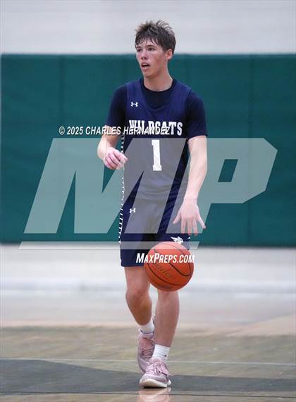 Thumbnail 3 in Tomball Memorial vs Brenham (Cub Classic) photogallery.