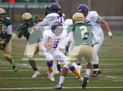 Thumbnail 2 in Central Islip vs Longwood photogallery.