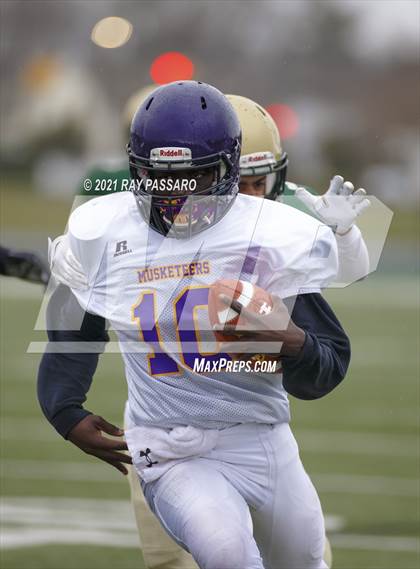 Thumbnail 2 in Central Islip vs Longwood photogallery.