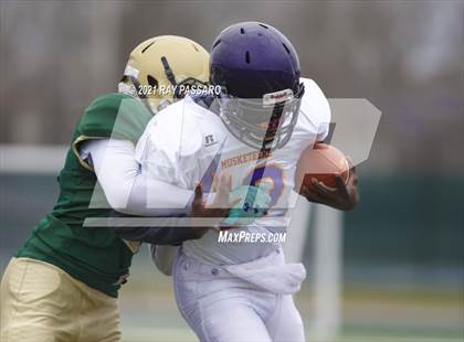 Thumbnail 3 in Central Islip vs Longwood photogallery.