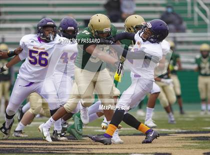 Thumbnail 2 in Central Islip vs Longwood photogallery.