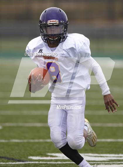 Thumbnail 1 in Central Islip vs Longwood photogallery.