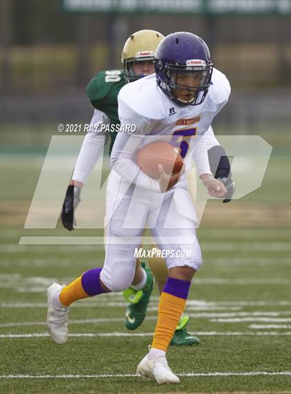 Thumbnail 1 in Central Islip vs Longwood photogallery.