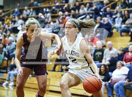 Thumbnail 3 in Garrett @ Noblesville photogallery.