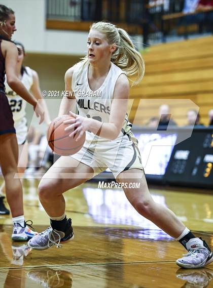 Thumbnail 3 in Garrett @ Noblesville photogallery.