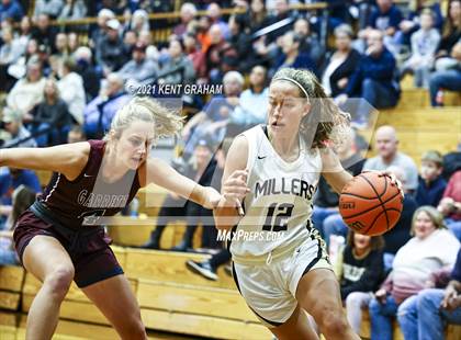 Thumbnail 2 in Garrett @ Noblesville photogallery.