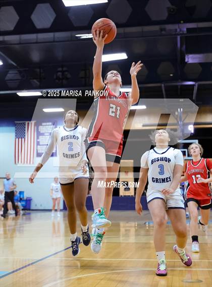 Thumbnail 3 in Bishop Grimes vs Baldwinsville photogallery.