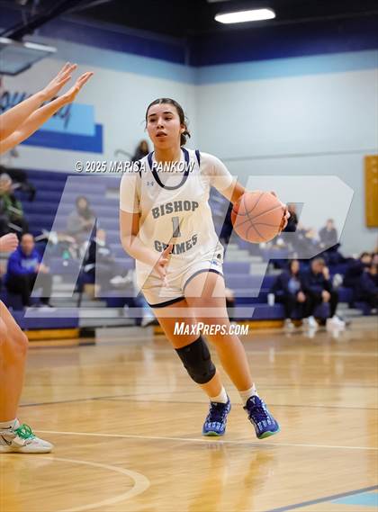 Thumbnail 2 in Bishop Grimes vs Baldwinsville photogallery.