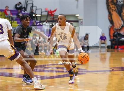 Thumbnail 1 in DeSoto Central vs. Murrah (MHSAA 6A Round 1) photogallery.