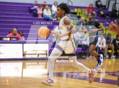 Thumbnail 2 in DeSoto Central vs. Murrah (MHSAA 6A Round 1) photogallery.
