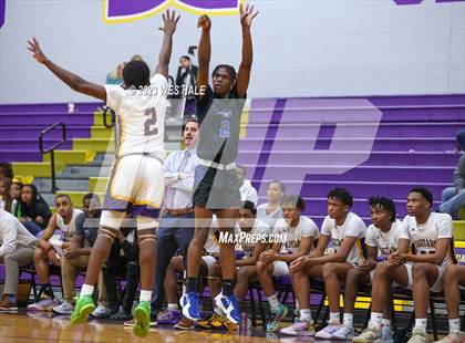 Thumbnail 2 in DeSoto Central vs. Murrah (MHSAA 6A Round 1) photogallery.