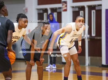 Thumbnail 1 in DeSoto Central vs. Murrah (MHSAA 6A Round 1) photogallery.