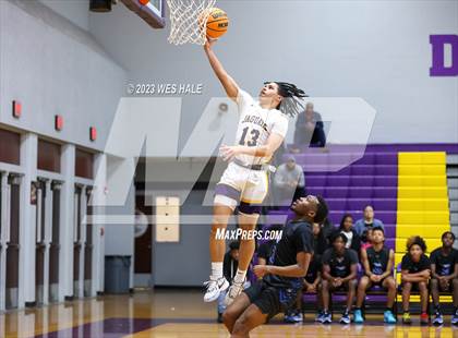 Thumbnail 2 in DeSoto Central vs. Murrah (MHSAA 6A Round 1) photogallery.