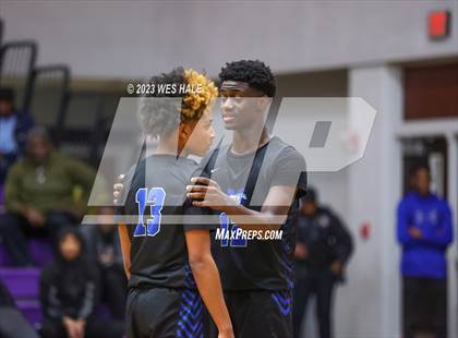 Thumbnail 2 in DeSoto Central vs. Murrah (MHSAA 6A Round 1) photogallery.